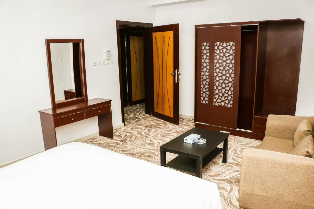 Hotel Al Farhan Dumah Al Jandal Dawmat al-Jandal Exterior foto
