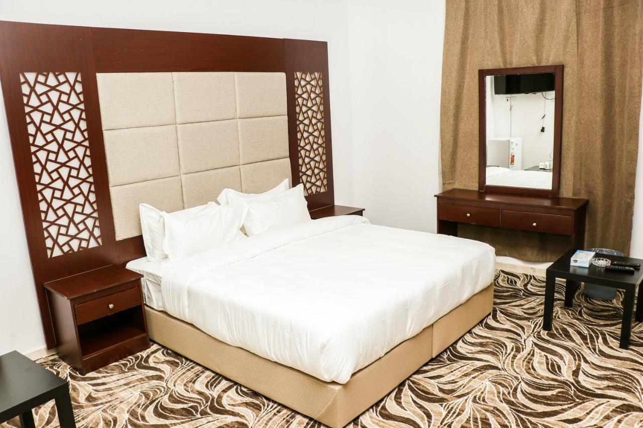 Hotel Al Farhan Dumah Al Jandal Dawmat al-Jandal Exterior foto